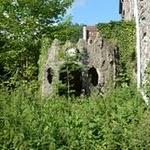 Chimay : On arrive à lire 'BOMA 1905' en haut du faux tronc P1070663.JPG