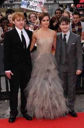 Emma-Watson-Daniel-Radcliffe-Rupert-Grint-Deathly-Hallows-Part-2-Premiere.jpg