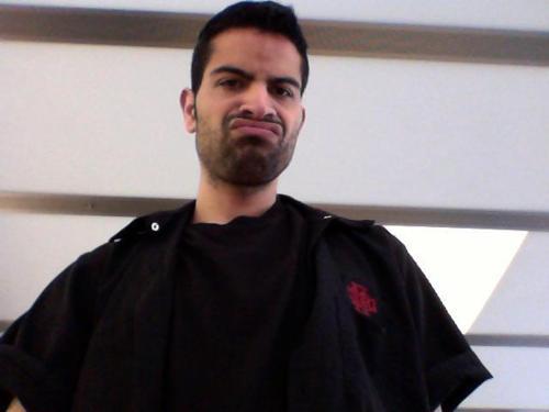 tumblr_lnujkpemzB1qmuig5o1_500 tumblr lnujkpemzB1qmuig5o1 500 Un artiste perquisitionné par les services secrets américains