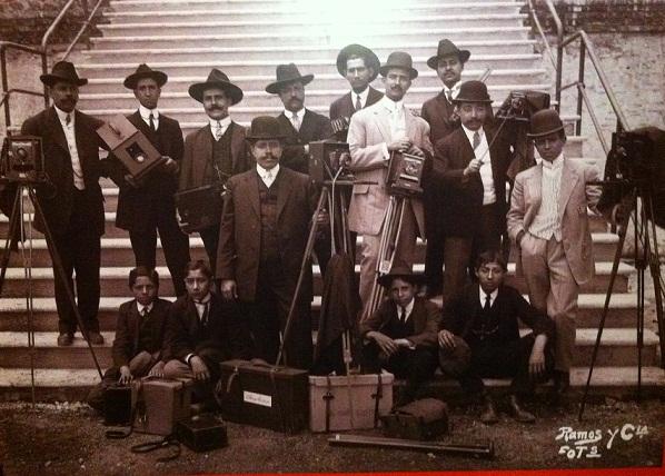 Photographie, révolution et points de vue multiples (Arles 8)