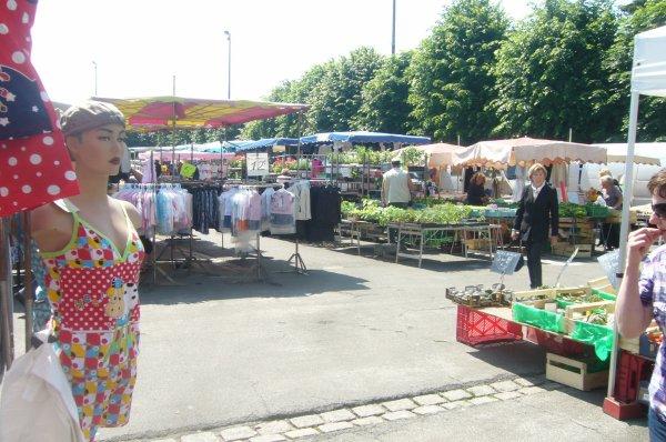 Ca se passe comme ça un samedi matin sur le marché de Lomme Ca se passe comme ça un samedi matin sur le marché de Lomme