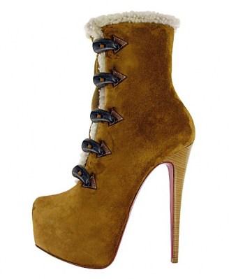 Christian Louboutin automne-hiver 2011 Des bottes de rêve… Chrisitian Louboutin automne-hiver 2011!