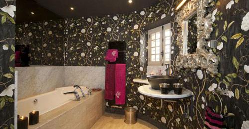 bath-room-hotel-The-Gate-House-france-limousin-hoosta-magazine-paris