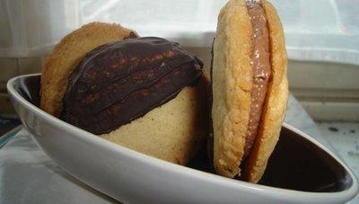 Gâteaux au beurre: cookie sandwiches