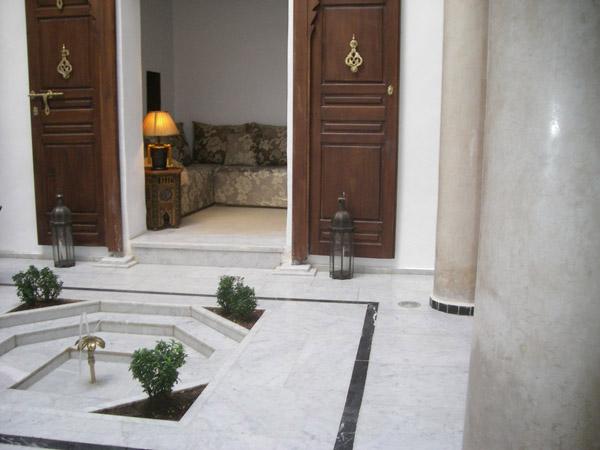 Dar Eva Patio Vacances de charme dans la médina de Fès