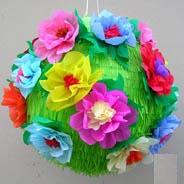 J - 1 pour la Journée du fait main rue des Vinaigriers pinata