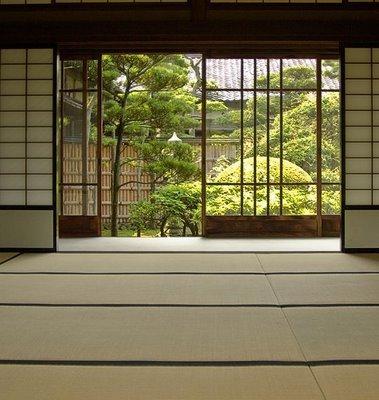 Cours d'été Japanese-house-with-tatami-floor-my-life-in-japan.jpg