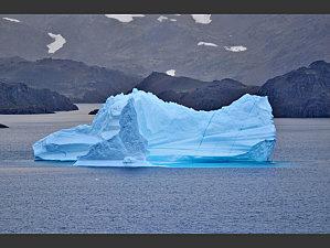 icebergs 620x465