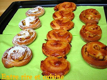 Briochettes façon biscuits fourrées aux pommes et confiture de lait DSCN9426.JPG