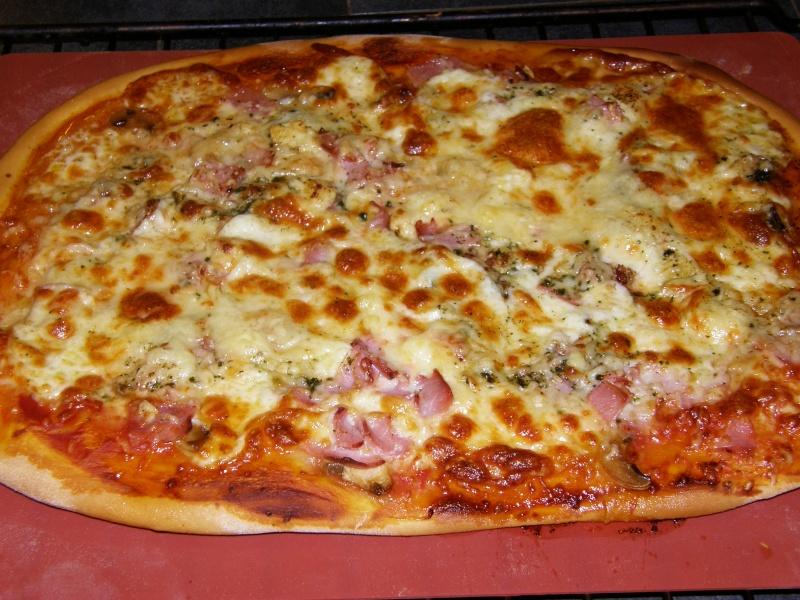 Si tu viens le Vendredi ....ici.... c'est pizza Party !!! Si tu viens le Vendredi ....ici.... c'est pizza Party !!!