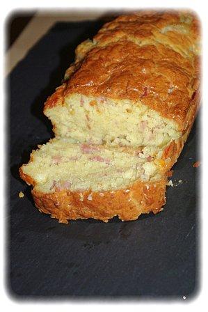 Cake-a-la-mozarella-et-au-jambon-II.jpg