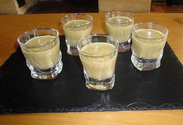 VERRINES VELOUTE DE MOULES VERRINES VELOUTE DE MOULES