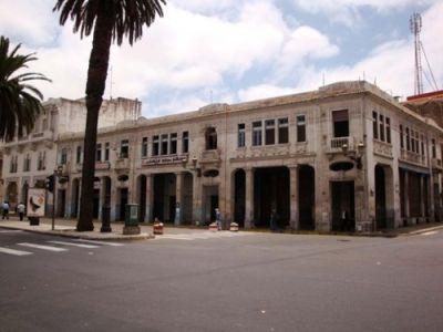 templier QUAND LE MAIRE PREFERE LE BETON AU PARTRIMOINE ARCHITECTURAL