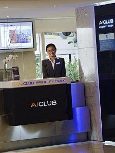 Reception - Réceptionniste & Logo AClub