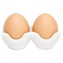 Le salière et le poivrier sous toutes leurs formes ! saliere-poivrier-boite-oeufs.jpg