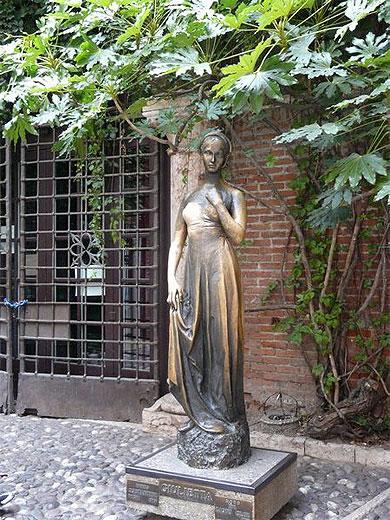Shakespeare, Vérone et ses Amours Shakespeare, Vérone et ses Amours