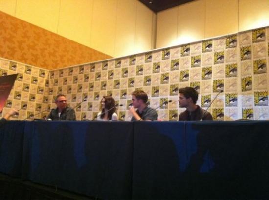 Conférence de Presse avec Rob,Kristen et Taylor Partie 2 Conférence de Presse avec Rob,Kristen et Taylor Partie 2