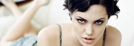 Angélina Jolie victime d'un malaise dans un avion