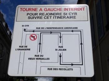 Versailles et la signalisation routière Versailles et la signalisation routière
