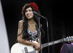 Star People : La chanteuse soul Amy Winehouse, 27 ans, trouvée morte chez elle