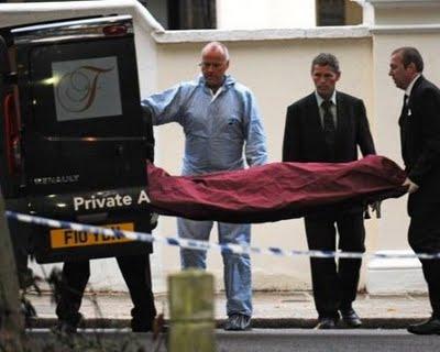 Choc : la presse Britannique publie des photos du corps d'Amy Winehouse Choc : la presse Britannique publie des photos du corps d'Amy Winehouse