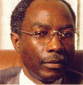 Titus Edzoa: les journaux locaux ne sont que « des feuilles de choux qui écrivent n’importe ... Titus Edzoa: les journaux locaux ne sont que « des feuilles de choux qui écrivent n’importe quoi ».