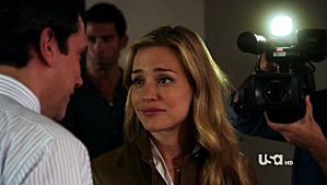 Critiques Séries : Covert Affairs. Saison 2. Episode 8. vlcsnap-2011-07-27-19h28m36s201.png