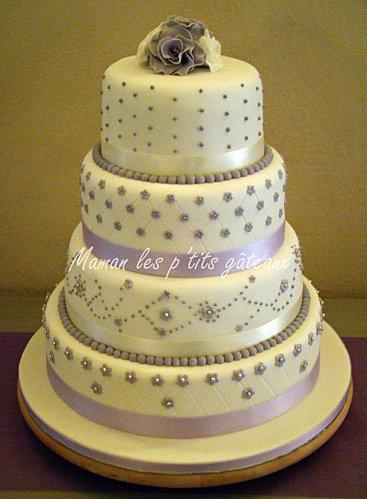 wedding cake parme et blanc