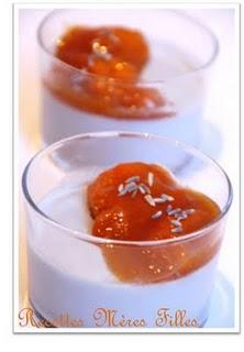 La recette Abricot : Panna Cotta aux abricots et lavande