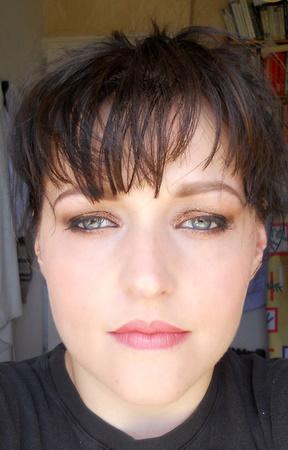 DSCN1203 My baby’s got a temper (palette 88 metal mania de Coastal scents)