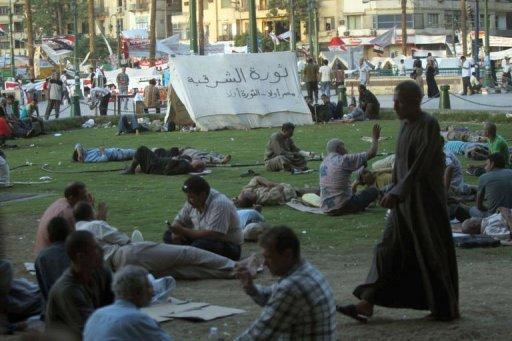 protestataires égyptiens, place Tahrir au Caire