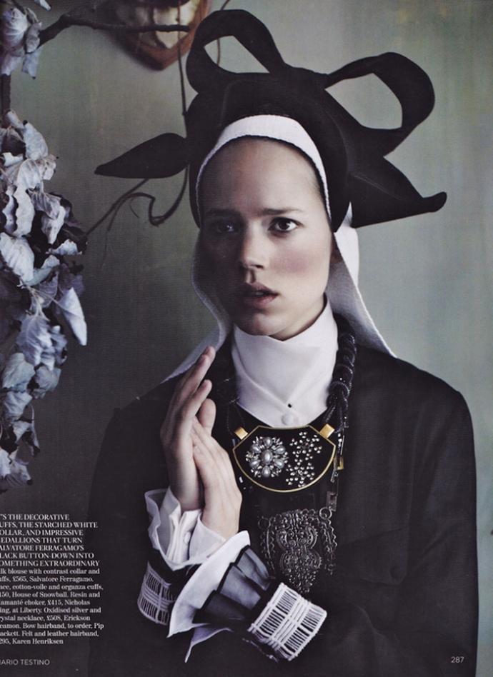Arizona Muse & Freja Beha Erichsen par Mario Testino pour Vogue UK Septembre 2011 photo Arizona Muse Freja Beha Erichsen par Mario Testino pour Vogue UK Septembre 2011 2