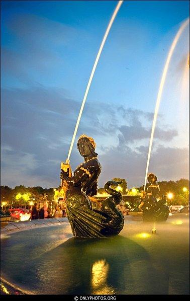 HDR. Fontaine de la place de la Concorde. Arc de Triomphe, Louvre. essais-hdr-fontaine-concorde-003