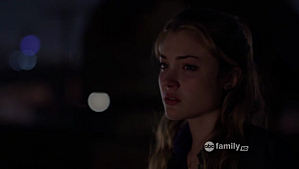 Critiques Séries : The Nine Lives of Chloe King. Saison 1. Episode 8. vlcsnap-2011-08-03-21h11m48s133.png