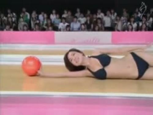 esthe DE LA PUB JAPONAISE DE COMPET : » ESTHE WAM HAIR REMOVAL » !
