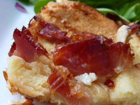 Gratin de pain rassis aux fromages et au jambon sec, exprès pour Naimerien