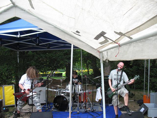 Witch of Voodoo et Djizoes à la Perle du Lac, Genève