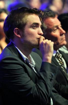 Robert Pattinson tout sourire aux Teen Choice Awards Robert Pattinson tout sourire aux Teen Choice Awards