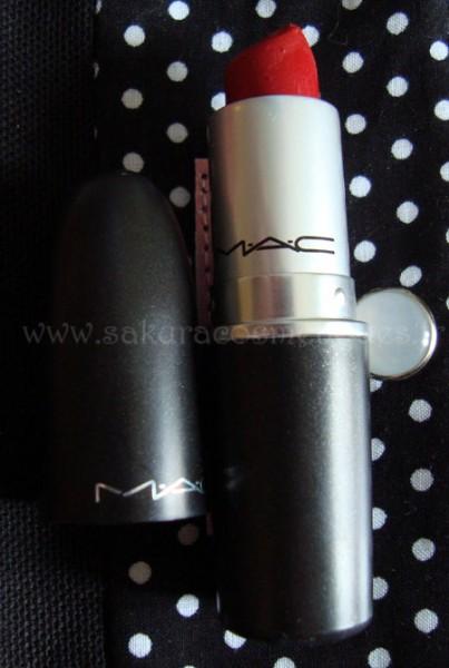 rubywoo1 Une bouche rouge glamour : mes rouges à lèvres et ma méthode