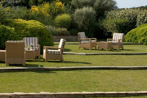 jardin-exterieur-2-hotel-Fortdel-Ocean-france-bretagne-Hoosta-magazine jardin-exterieur-2-hotel-Fortdel-Ocean-france-bretagne-Hoosta-magazine