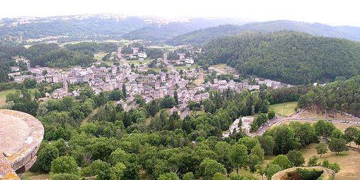 Murol et son château (Puy-de-Dôme)