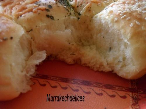 Pain Fleur Brioché fourré au poulet et légumes brioche