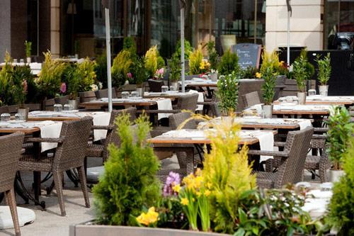restaurant-exterieur-terrasse-hotel-Le-Place-d-Armes-luxembourg-Hoosta-Magazine-paris restaurant-exterieur-terrasse-hotel-Le-Place-d-Armes-luxembourg-Hoosta-Magazine-paris