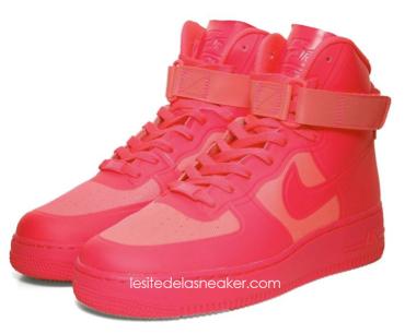 nike air force 1 high hyperfuse 3 Nike Air Force 1 High Hyperfuse Volt, Solar Red & Blue Glow dispos