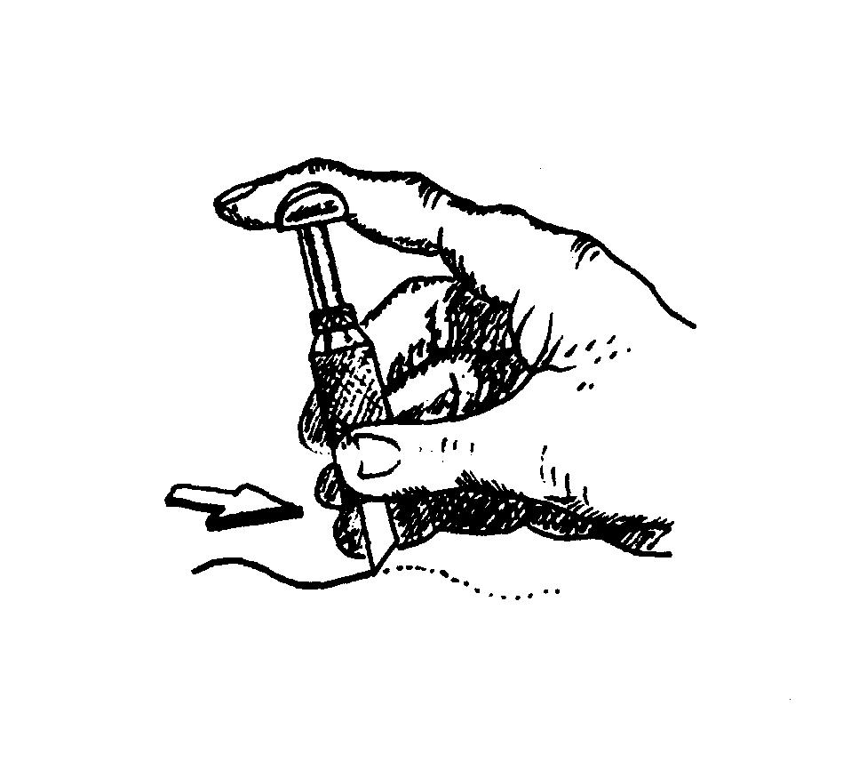Repoussage du cuir avec couteau a ouvrir et matoir Repoussage du cuir avec couteau a ouvrir et matoir