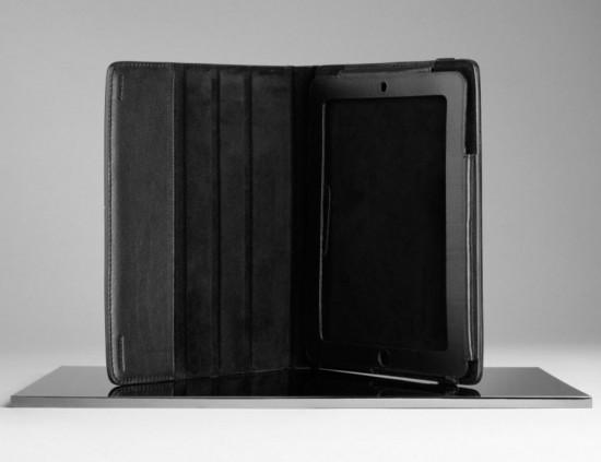 Image burberry ipad case 1 550x423   Burberry iPad leather case