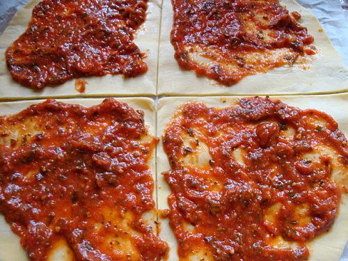 feuilletés jambon-mozzarella cuicine-feullete---blanquette-002.JPG