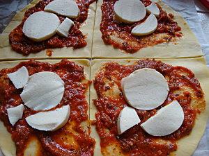 feuilletés jambon-mozzarella cuicine-feullete---blanquette-003.JPG