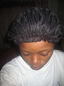 Bonnet en satin pour cheveux crépus VANILLES MAINTENANCE 014