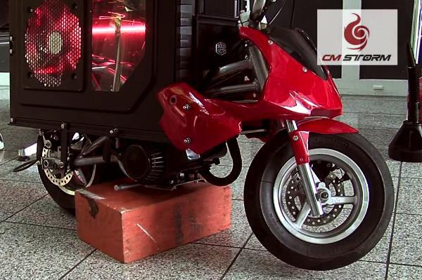 haf x mini bike casemod CoolerMaster HAF X mini bike : un mod PC qui roule à plus de 60 km/h